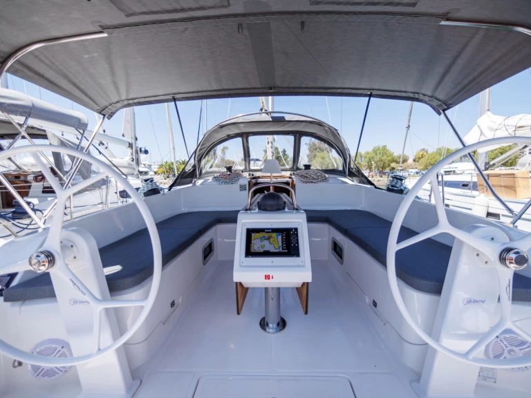 Segelboot mieten in Álimos zum besten Preis