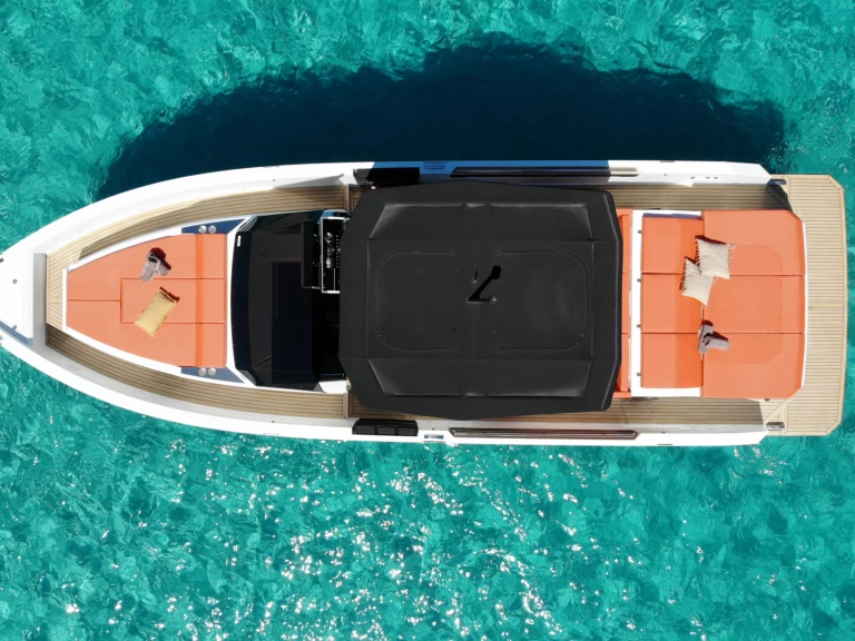 Motorboot mit oder ohne Skipper De Antonio mieten in Ibiza Town