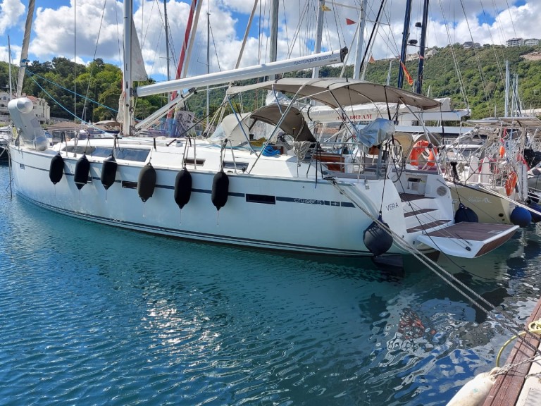 Ein Bavaria Cruiser 51 mieten in Meljine