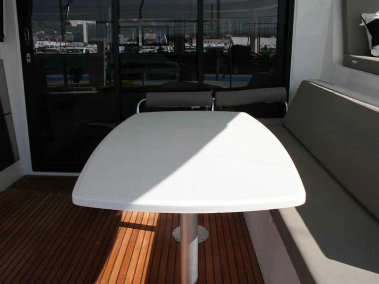 Boot mieten Seget Donji günstig Lagoon 42