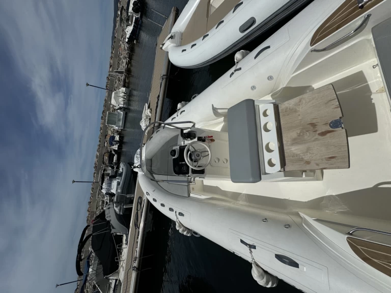 Boot mieten La Madrague günstig Tempest 650