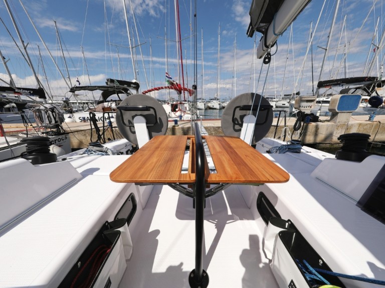 Vermietung Segelboot Bénéteau mit Führerschein