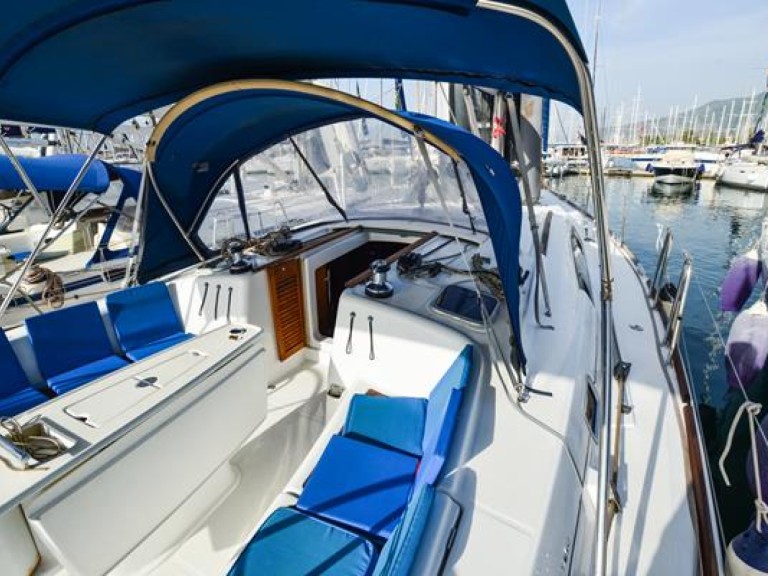 Ein Bénéteau Oceanis 43 mieten in Fethiye