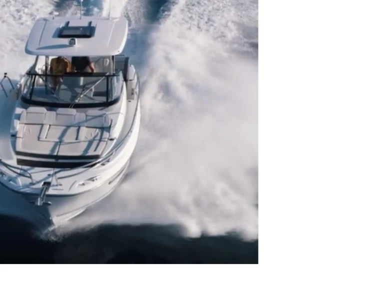 Motorboot mieten in Cogolin - Jeanneau CAP CAMARAT 10.5