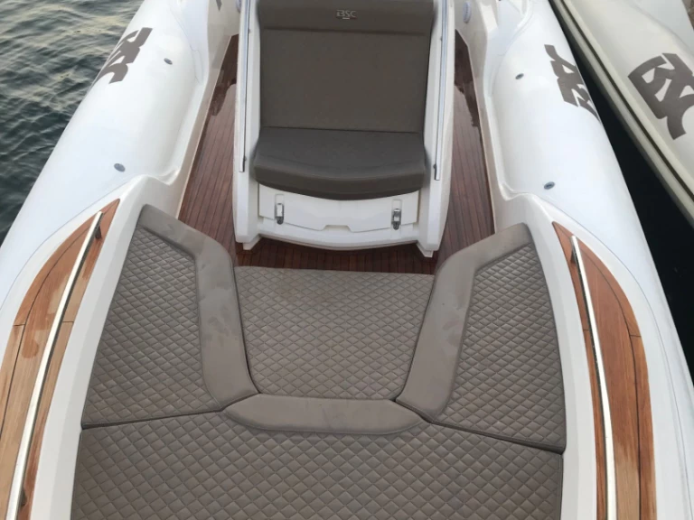 Schlauchboot mieten in Cogolin zum besten Preis