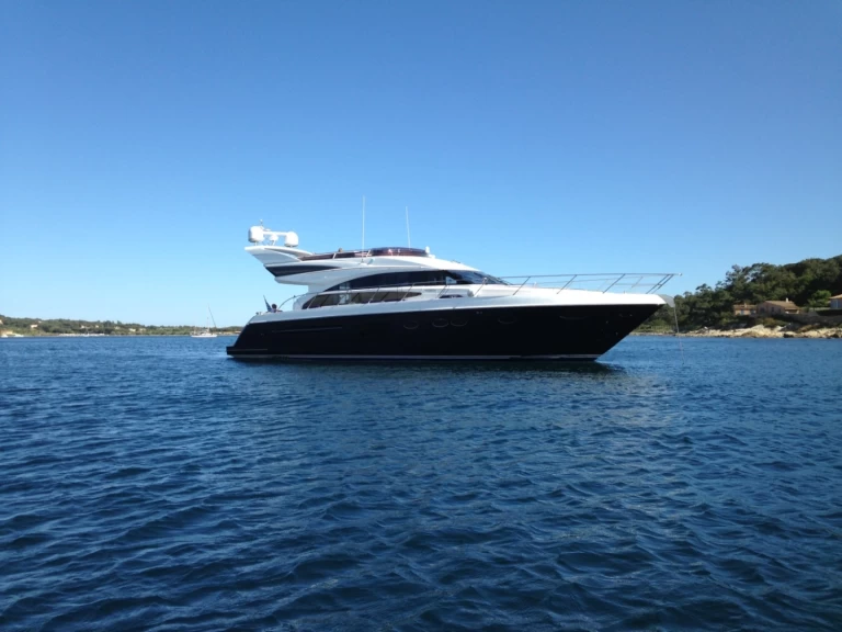 Boot mieten Beaulieu-sur-Mer günstig Princess 64 Fly