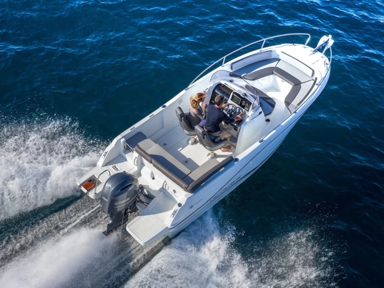 Ein Jeanneau Cap Camarat 6.5 CC Serie 3 mieten in Cogolin