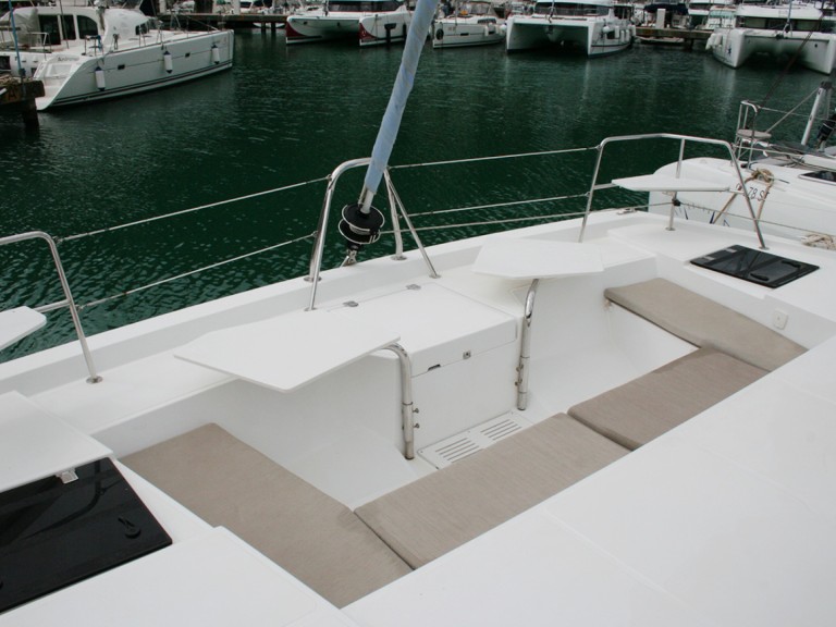 Bali Catamarans Bali Catspace Voile mieten Komolac