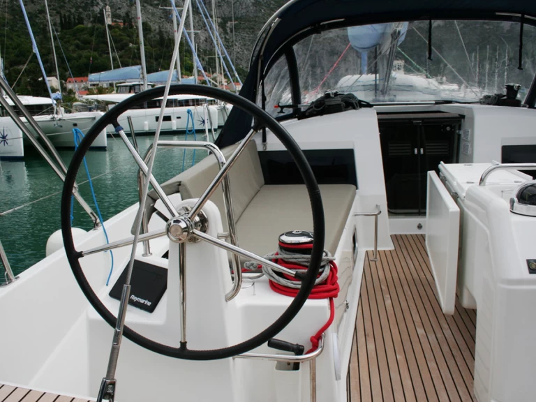 YachtCharter in Komolac - Jeanneau Sun Odyssey 440 auf SamBoat