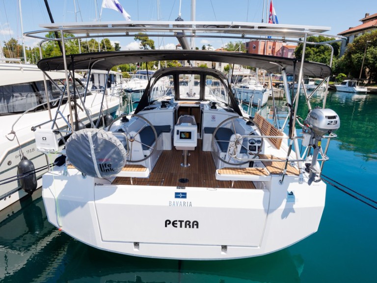 Boot mieten Zadar günstig Bavaria C38