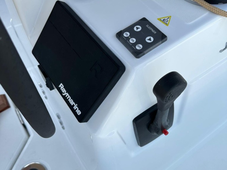 Segelboot mit oder ohne Skipper Jeanneau mieten in Komolac