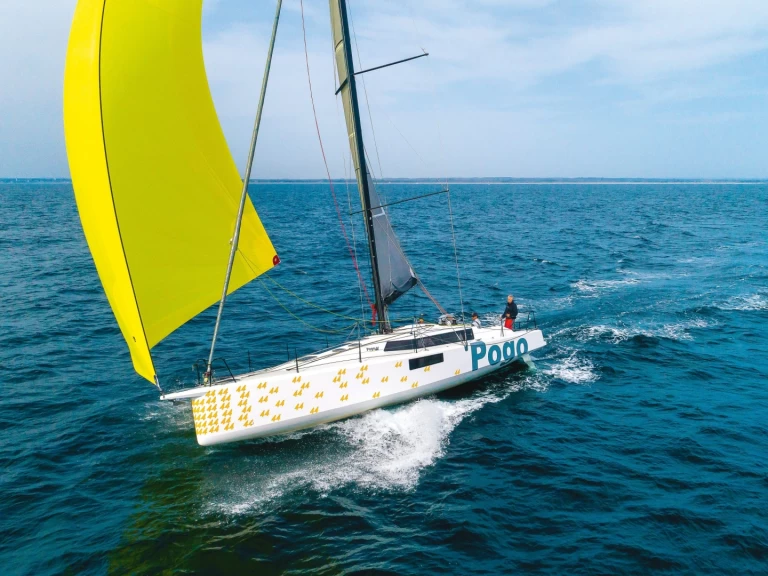 Pogo Structures Pogo 44 mieten La Trinité-sur-Mer