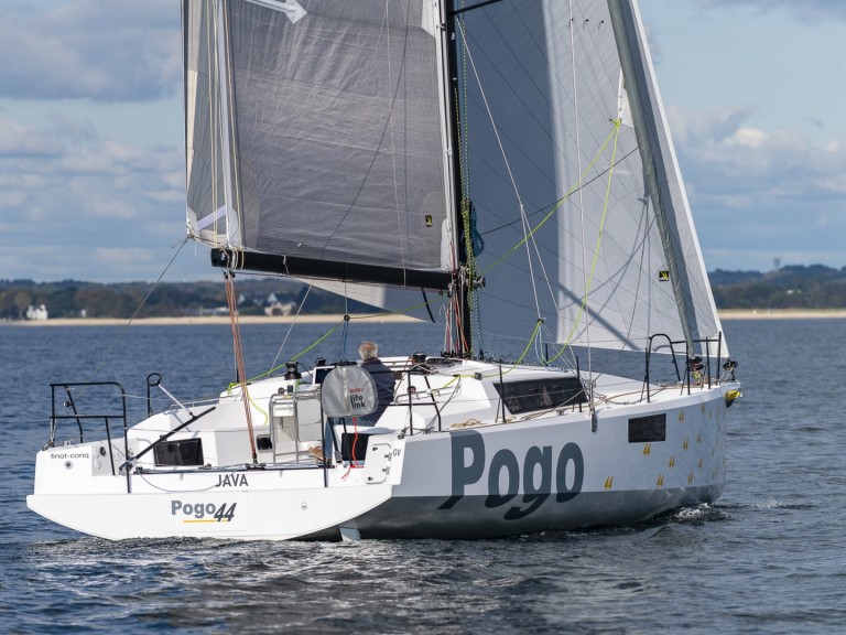 Ein Pogo Structures Pogo 44 mieten in La Trinité-sur-Mer