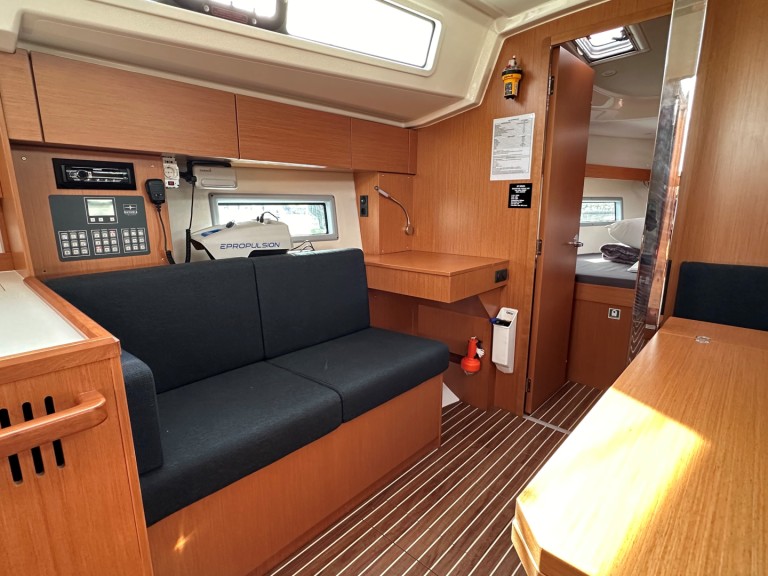 Bootsverleih Bavaria Bavaria C38 Álimos Samboat