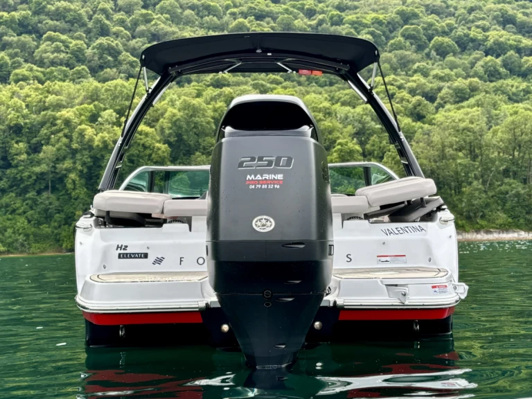 Motorboot mieten in Aix-les-Bains zum besten Preis
