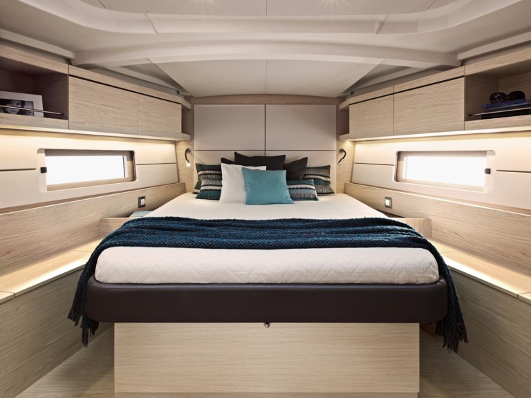 Ein Bénéteau Oceanis 46.1 mieten in Álimos
