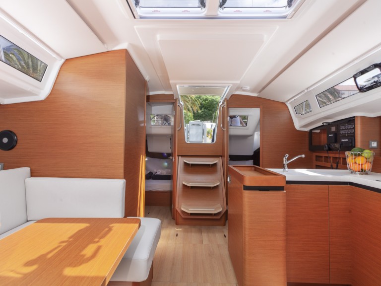 Segelboot mit oder ohne Skipper Jeanneau mieten in Split