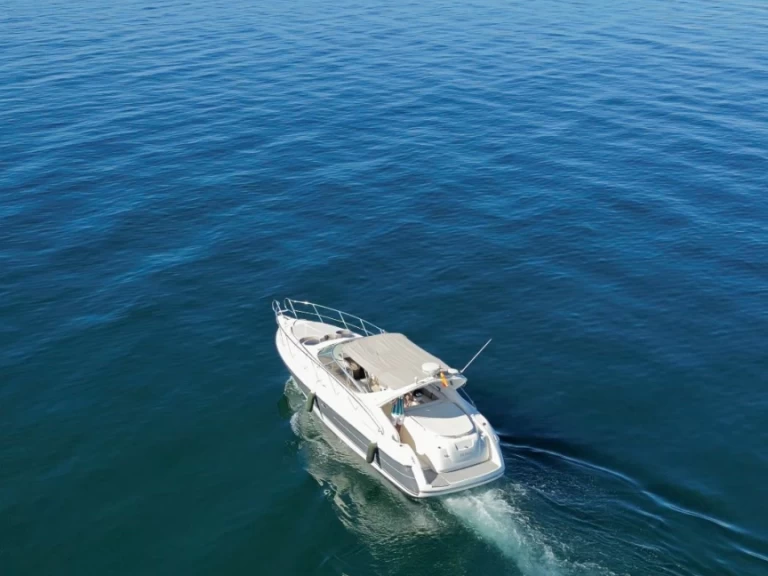 Motorboot mit oder ohne Skipper Cranchi mieten in Puerto Banús