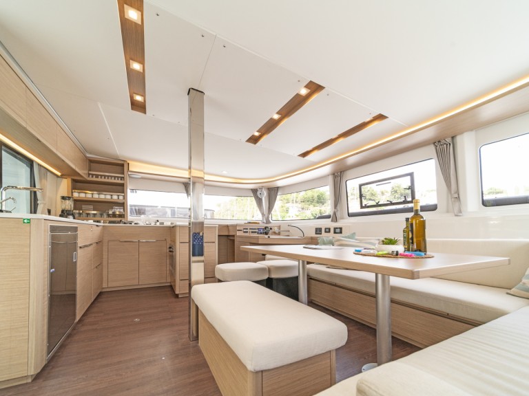 Vermietung Katamaran Lagoon mit Führerschein