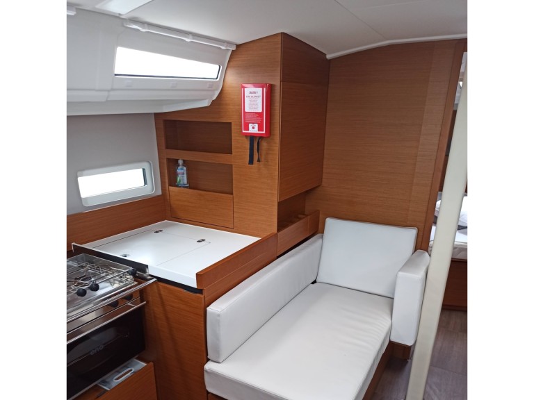 Segelboot mit oder ohne Skipper Jeanneau mieten in Volos