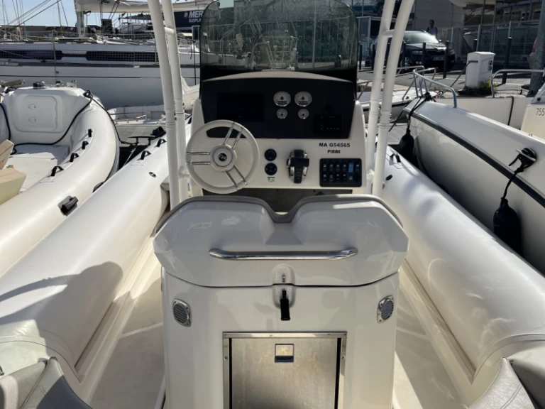 Nuova Jolly PRINCE 27 mieten Marseille