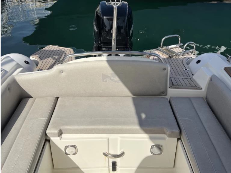 Ein Nuova Jolly PRINCE 27 mieten in Marseille