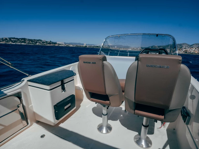 YachtCharter in Marseille - Quicksilver Activ 755 Sundeck auf SamBoat