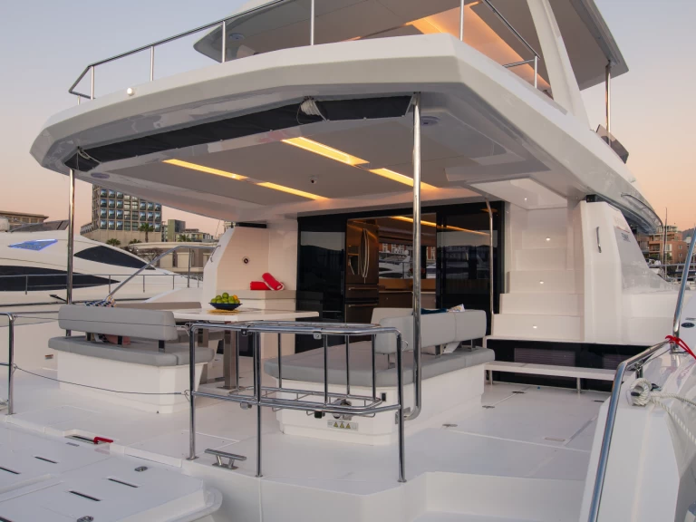 Bootsverleih Leopard Leopard 53 Powercat Road Town Samboat