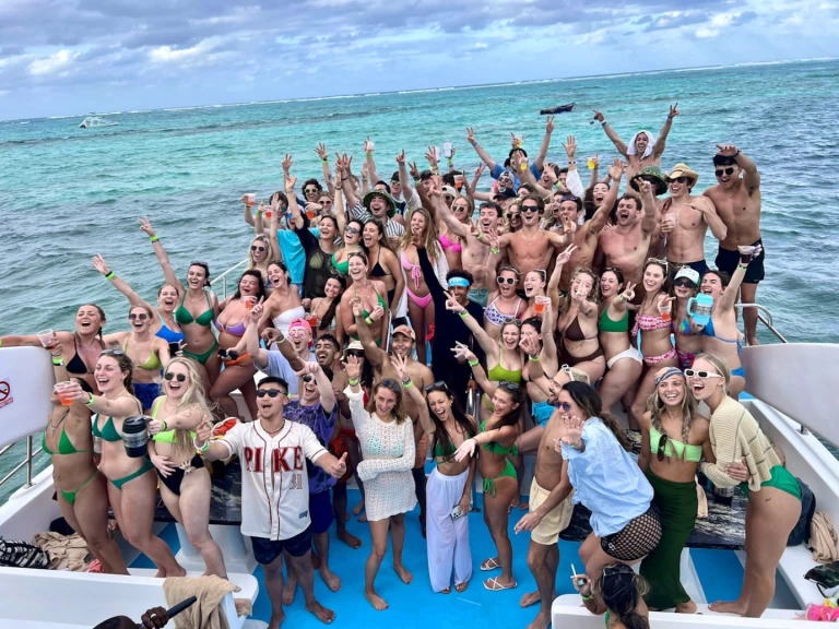 Boot mieten Punta Cana günstig Amberjack 375