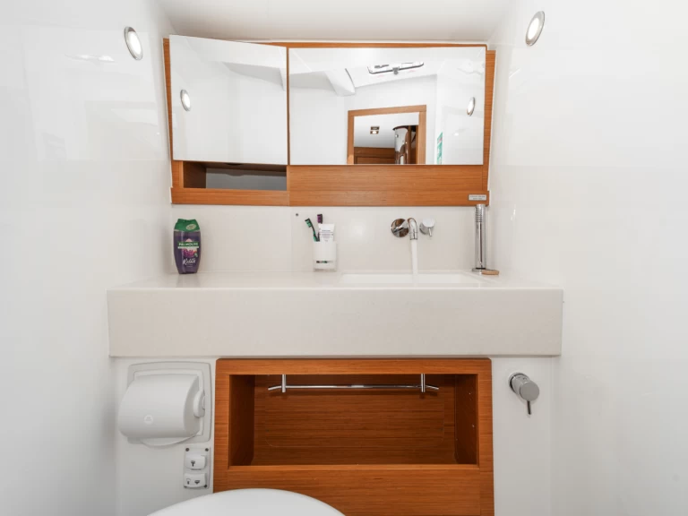 Ein Dufour Dufour 470 mieten in Skradin