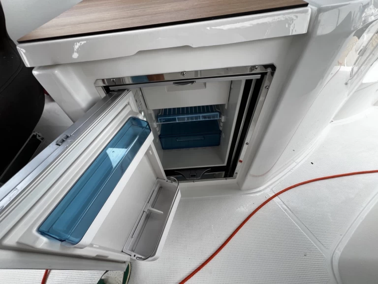 Vermietung Motorboot Bavaria mit Führerschein