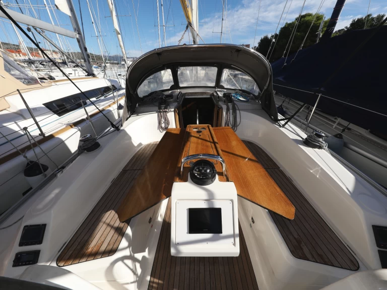 Bootsverleih Bavaria Cruiser 34 Trogir Samboat