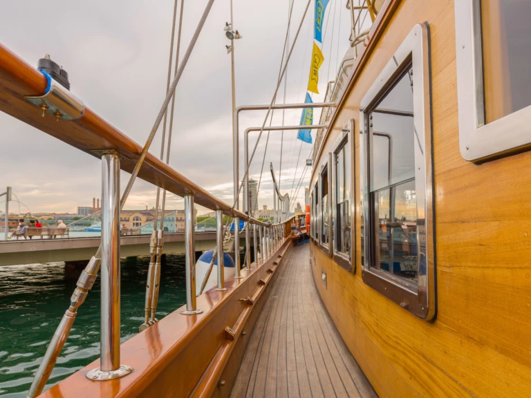 Bootsverleih Abacus Goleta Karya Barcelona Samboat