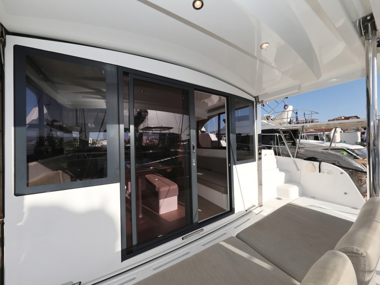 Katamaran mit oder ohne Skipper Bali Catamarans mieten in Šibenik