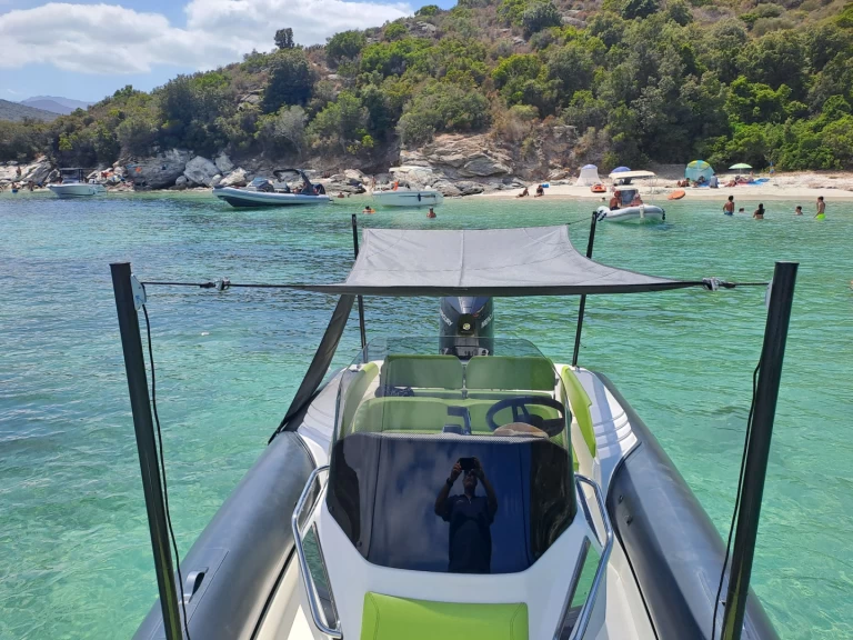 Lomac Lomac 700  mieten Saint-Florent