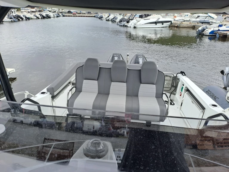 Ein Jeanneau 9.0 mieten in Saint-Florent