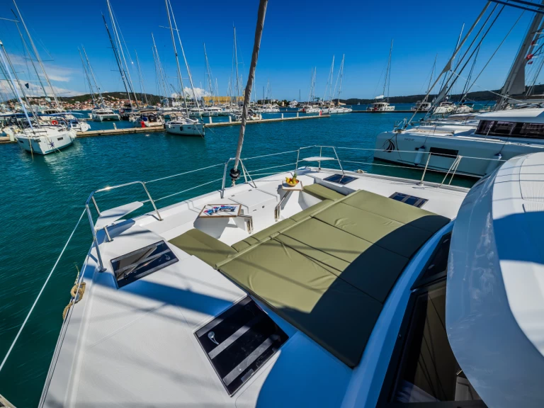 Katamaran mieten in Seget Donji zum besten Preis