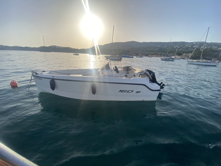Motorboot mit oder ohne Skipper Compass mieten in Palma de Mallorca