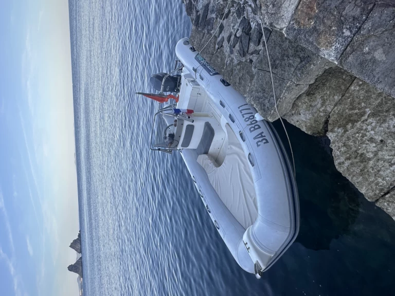 Schlauchboot mieten in Six-Fours-les-Plages - Capelli Tempest 500