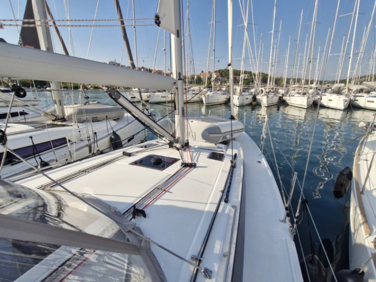 Vermietung Segelboot Bénéteau mit Führerschein