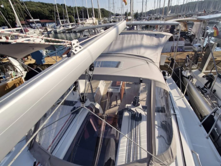 YachtCharter in Pula - Bénéteau Oceanis 37.1 auf SamBoat