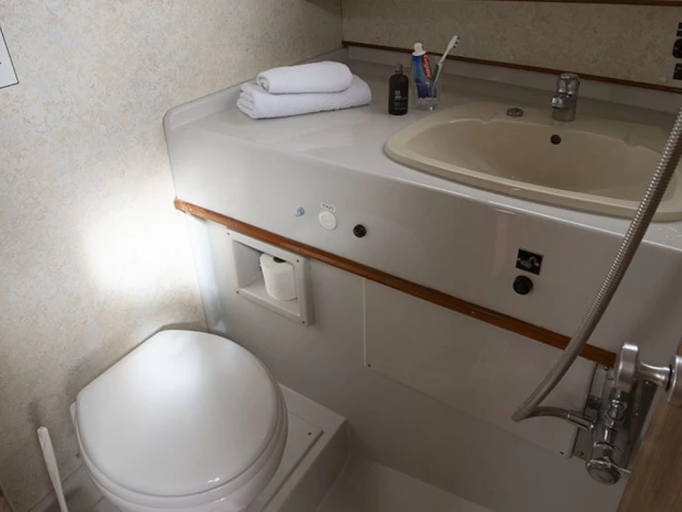 Standard Crusader mieten Chertsey