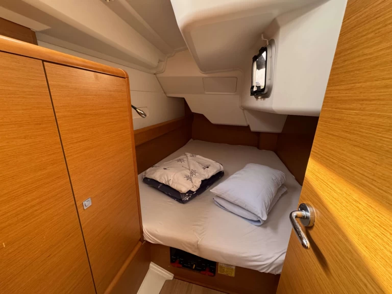 Jeanneau Sun Odyssey 389 mieten Rogoznica