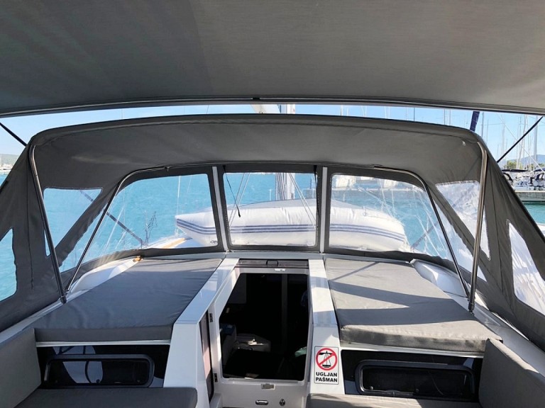 Boot mieten Sukošan günstig Oceanis 51.1