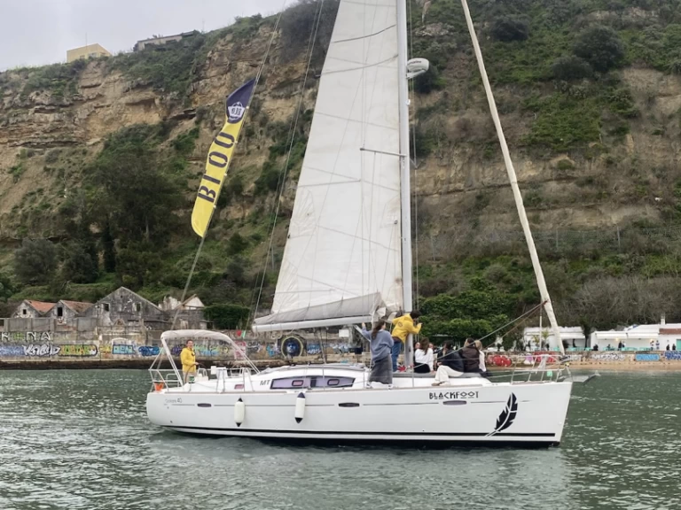 Segelboot mieten in Lissabon - Bénéteau Oceanis 40