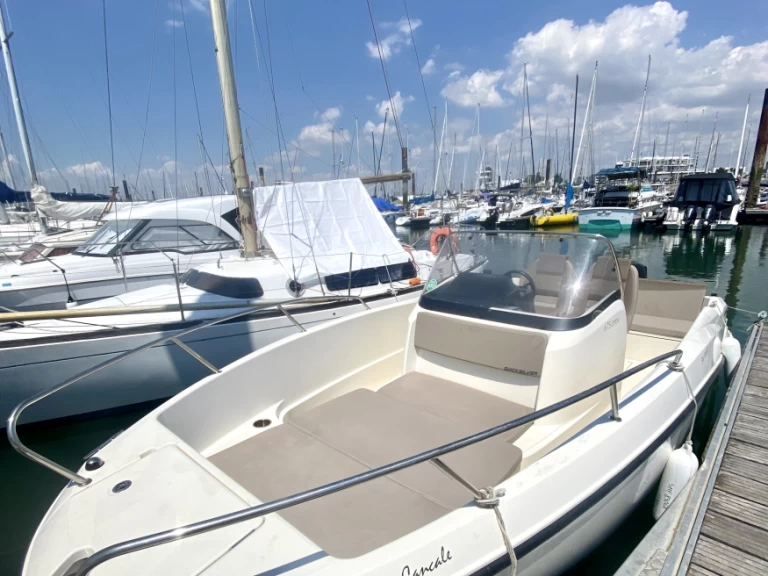 Motorboot mit oder ohne Skipper Quicksilver mieten in La Rochelle