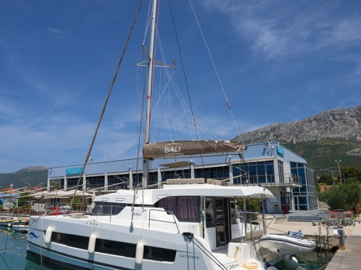 Vermietung Katamaran Bali Catamarans mit Führerschein