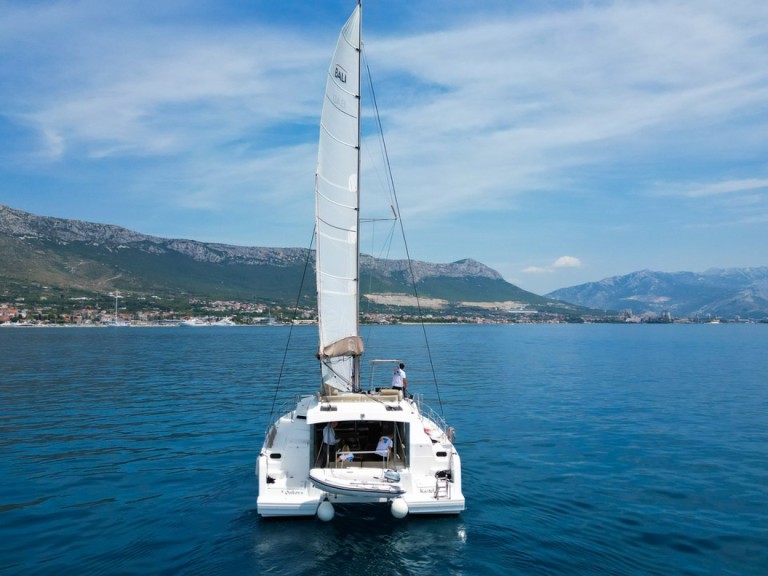 Bali Catamarans Bali Catspace Voile mieten Kaštela