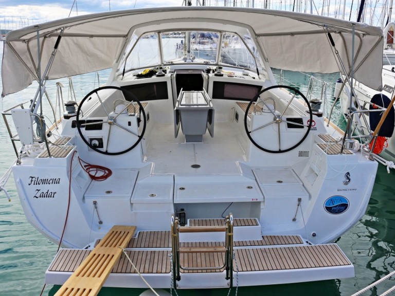 Segelboot mieten in Sukošan zum besten Preis
