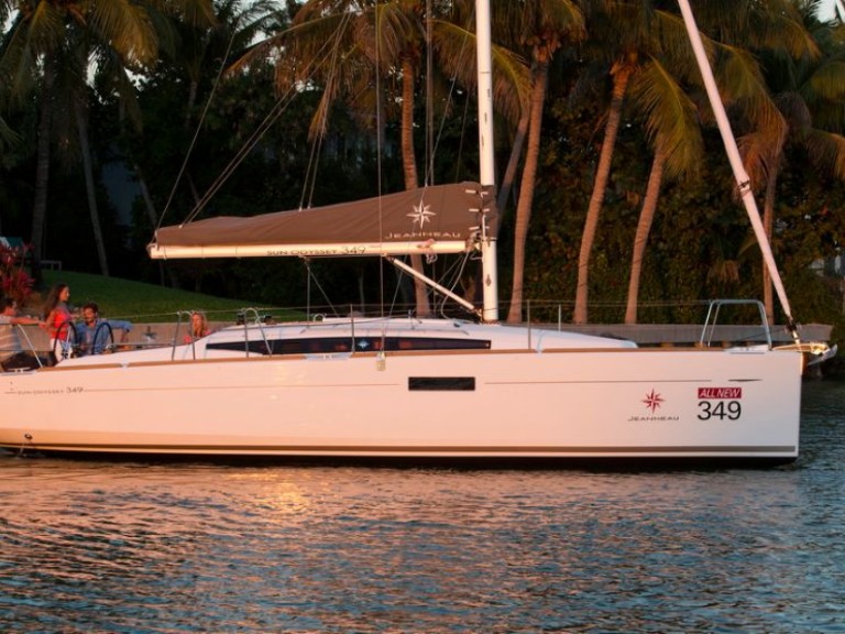 Boot mieten Palma de Mallorca günstig Sun Odyssey 349